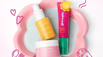 6 Rekomendasi Skincare Glowsophy: Moisturizer Jadi Produk Terlaris, Cuma Rp30 Ribuan