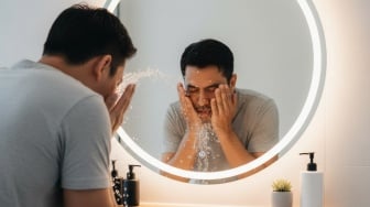Wajah Kusam? Coba 7 Skincare Pria Ini, Hasilnya Lebih Cerah dan Segar