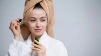 4 Serum Mandelic Acid Eksfoliasi Kulit Kasar dengan Lembut Tanpa Iritasi