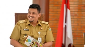 Wajibkan OPD Beri Keterangan Pers Setiap Hari, Bobby Dinilai Jadi Simbol Keterbukaan Informasi