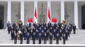 Reshuffle Kabinet Prabowo: Murni Evaluasi Kinerja atau Sekadar Drama Politik?