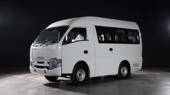 IAMI Hadirkan Isuzu Traga Bus Jawab Kebutuhan Kendaraan Penumpang