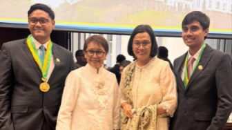 Beda Pendidikan Anak Sri Mulyani dan Retno Marsudi yang Lulus Bareng di UI
