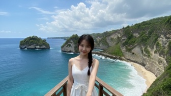 Prompt Gemini AI Terbaik untuk Edit Foto Liburan di Nusa Penida Bali