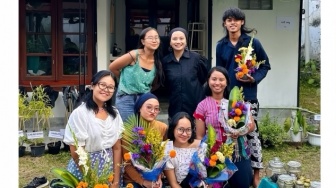 Lelaki dan Kelopak Bunga: Narasi Genderless di Sporadies