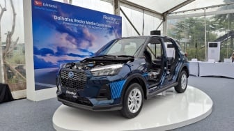 Rahasia Irit Daihatsu Rocky Hybrid Terungkap: 5 Kunci Tembus Rekor Konsumsi BBM Setara Motor