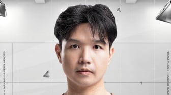 Biodata Zeys: Pemain Profesional hingga Pelatih Berprestasi di Esports