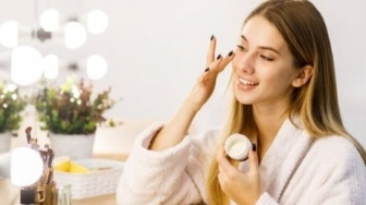Basic Skincare untuk Kulit Berjerawat, Jangan Skip 5 Langkah Ini