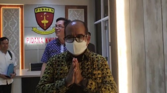 Mantan Pj Gubernur Lampung Samsudin Bungkam Usai Diperiksa Kejati