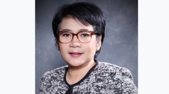 Sarah Sadiqa: Srikandi Birokrasi di Tengah Kabinet yang Minim Perempuan