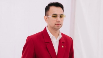Disuruh Ketik "Depok" di Ponselnya, Raffi Ahmad: Ya Allah, Kenapa Jadi Depok Sih?