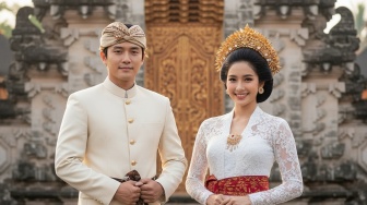 Dari Foto Selfie Jadi Foto Prewedding Kelas Atas? Ini Cara Gampangnya dengan Gemini AI