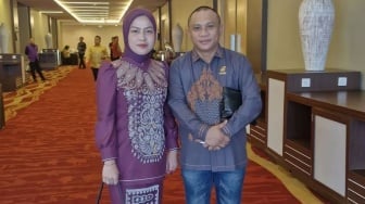 Koleksi Tas Istri Anggota DPRD Wahyudin Moridu, Suaminya Viral Mau 'Rampok Uang Negara'