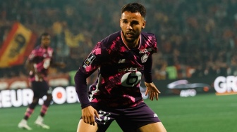 Kartu Kuning di Laga Debut, Calvin Verdonk: Ligue 1 Butuh Fisik Kuat