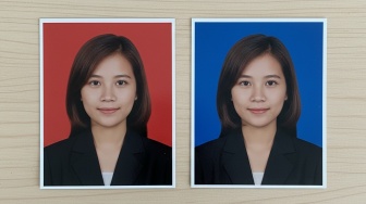 Prompt AI Pas Foto Background Merah dan Biru agar Proporsional