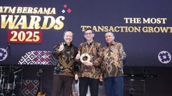 ATM Bersama Award 2025 Nobatkan KB Bank sebagai The Most Transaction Growth Issuer