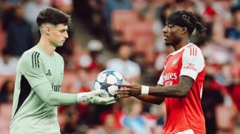 Petaka Arsenal! Noni Madueke Absen Dua Bulan Akibat Cedera Lutut