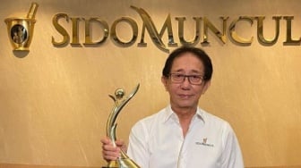 CEK FAKTA: Presiden Direktur Sido Muncul Bagi-bagi Uang