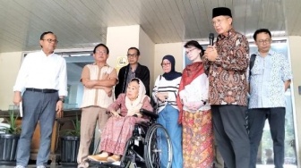 Usai Besuk, Sinta Wahid Minta Polisi Bebaskan Delpedro Cs: Mereka Anak Bangsa, Bukan Musuh Negara