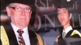 Diungkap Kaesang Pangarep, Foto Wisuda Gibran Dipajang di Kampus MDIS