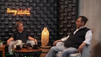 Demokrasi di Ujung Tanduk: Rocky Gerung dan Mahfud MD Kritik Defisit Nilai Sipil di Indonesia