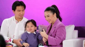 Nikita Willy: Jadi Ibu Itu Penuh Tantangan, Tapi Bisa Tetap Happy Kalau Tahu Caranya