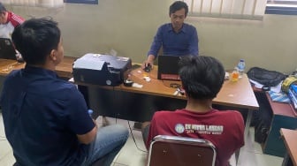 Digerebek Saat 'Pesta Sabu', Pemuda di Grogol Sukoharjo Tak Berkutik di Tangan Polisi
