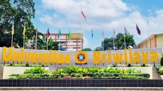 5 Fakta Viral Ospek Mahasiswa Baru Unsri Cium Kening Teman, Apa Reaksi Kampus?