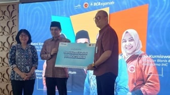 50 UMKM Raih Sertifikasi Produk Halal, Hasil Pelatihan dari BCA Syariah dan Istiqlal Halal Center