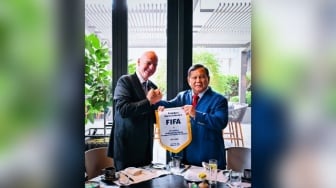 Prabowo dan Presiden FIFA Sepakat Kolaborasi Majukan Sepak Bola Indonesia