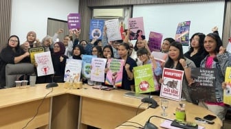 Tubuh, Lingkungan, dan Hak Perempuan Jadi Sorotan Women's March Jakarta 2025