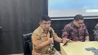 Bea Cukai Sulit Endus Rokok Ilegal di Marketplace: Nyamar Jadi Mouse Gaming hingga Keyboard