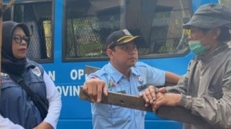 Akting Sujud hingga Pingsan, Dinsos Jakbar soal Viral Pengemis Nyamar Pemulung: Jangan Diberi Uang!