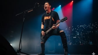 5 Prompt Keren Gemini AI Biar Foto Anda Mirip Musisi Rock Dunia