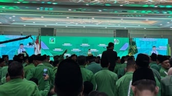 Drama Panas di Awal Muktamar X PPP: Adu Mulut 'Lanjutkan' vs 'Perubahan' Pecah Saat Mardiono Pidato