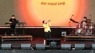 Adrian Khalif Buka CRSL Land Festival 2025, Bawakan Lagu 'Alamak'