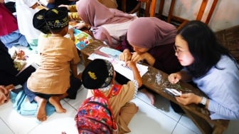 Oase Literasi di Pesisir Tangerang: Lebih dari Sekadar Membaca, Ada Tawa dan Harapan!