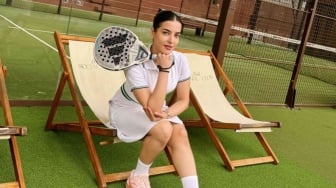 5 OOTD Stylish Tasya Farasya Saat Main Padel, Tampil Stand Out di Lapangan