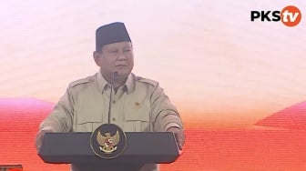 Curhat Presiden Prabowo di Depan Wartawan: Gaji Kalian Sedikit, yang Mungkin Kaya Bosnya kan?