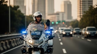Tak Lagi Pakai Strobo, Patwal Kini Pakai 'Mode Sopan' buat Minta Jalan