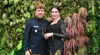 Sweet Abis, Arumi Bachsin Bagi Tips Cara Dapat Bunga dari Suami
