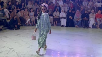 Model Profesional: Belajar Modeling Nggak Melulu Jadi Peraga Busana, Latih Pede hingga Tambah Relasi