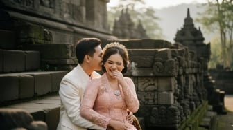 Kumpulan Prompt Gemini AI untuk Foto Prewedding Adat Jawa Impianmu