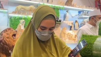Kartika Putri Bela Habib Usman yang Sebut Ngidam Sebagai Tipu Daya Setan