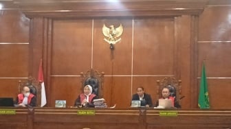 Drama Sidang Razman Arif: Walk Out, Amarah Membara, Hingga Tuduhan Mati Keadilan!
