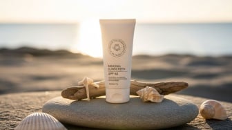 Mineral Sunscreen Cocok untuk Kulit Apa? Intip 6 Rekomendasi yang Murah dan Bagus
