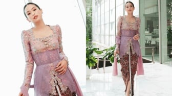 Intip 4 OOTD Kebaya Maudy Ayunda, Simpel tapi Berkelas Buat Wisuda!
