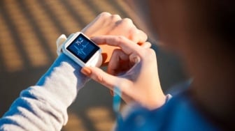 7 Rekomendasi Smartwatch 1 Jutaan dengan Fitur Nggak Kaleng-Kaleng