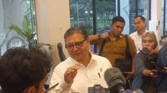 Pemerintah Siapkan 'Kado' Nataru, Stimulus Ekonomi ke-3 Siap Guyur Tiket Murah hingga PPN