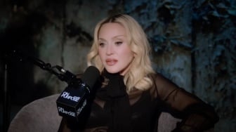 Seperti Kiamat: Madonna Blak-blakan Ungkap Trauma Perebutan Hak Asuh Anak dengan Guy Ritchie